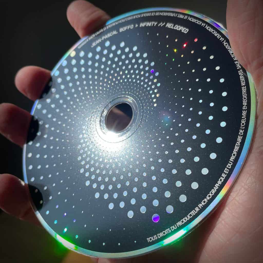 infinity relooped CD